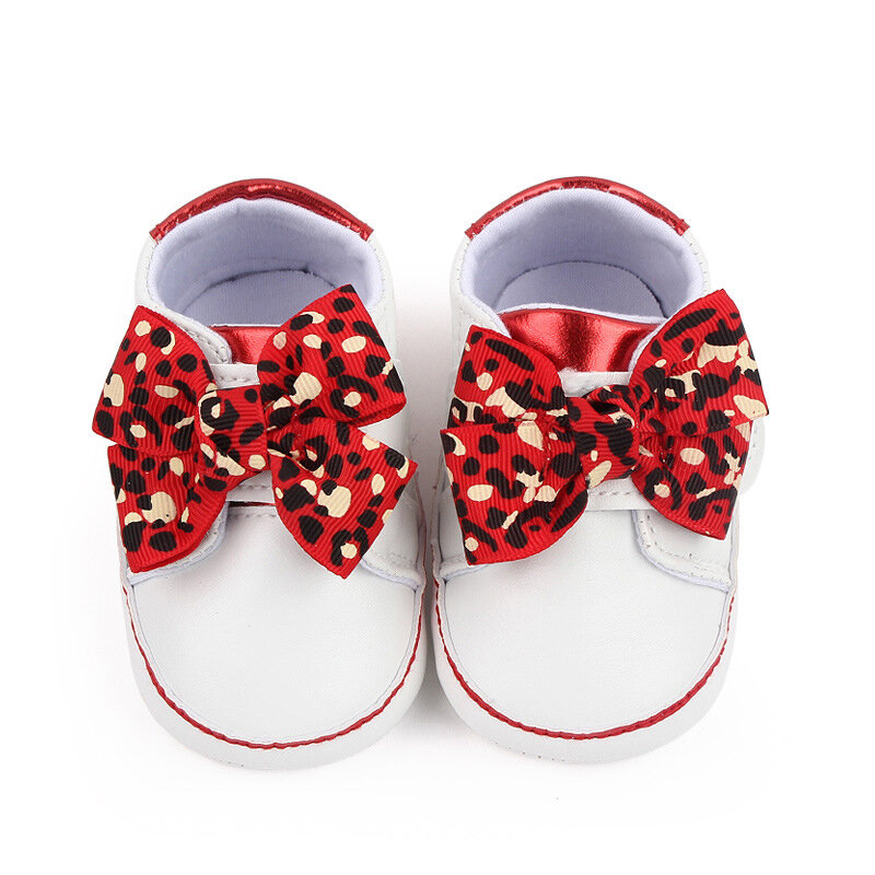 Sneaker da bambina moda antiscivolo con lettere con fiocco stampa leopardata scarpe da passeggio per la prima volta per Casual ogni giorno