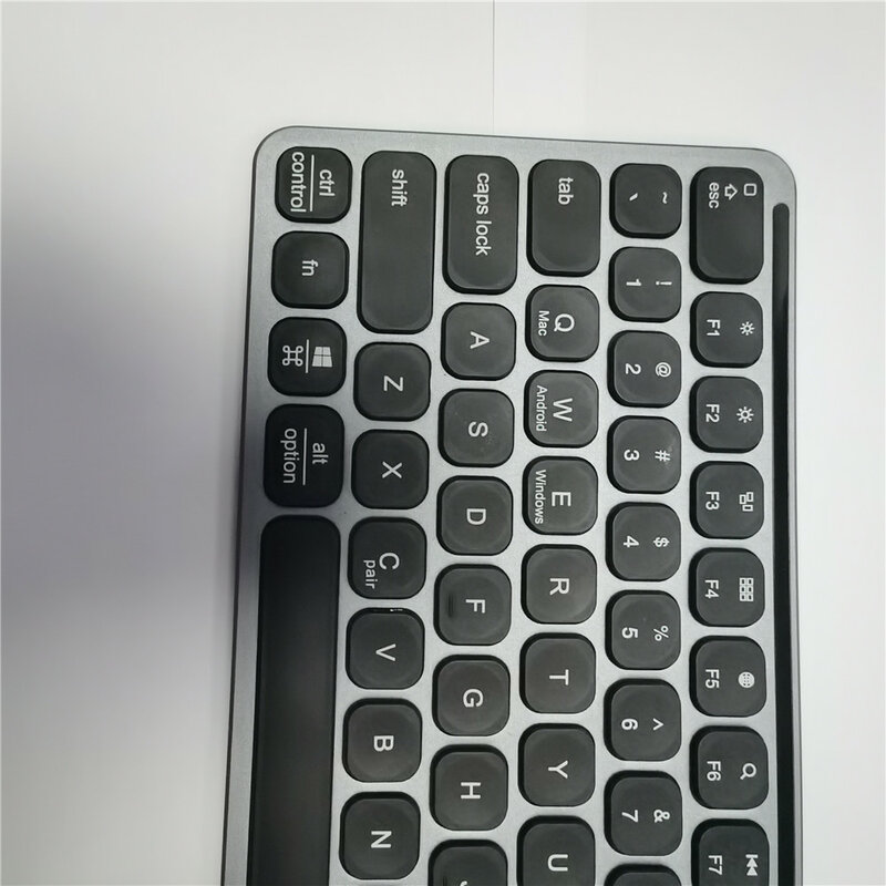 Best Verkopende 110 Sleutel Metalen Draagbare Draadloze Abs + Aluminium Computertoetsenbord Voor Werk