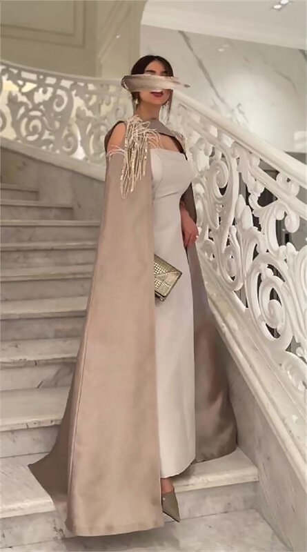 Gaun Prom gaun pesta A-line tanpa tali modis panjang selantai bulu bordir Satin gaun malam Formal untuk wanita