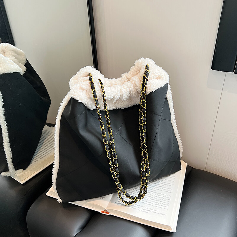 2023 Winter Shopper Bags For Women Luxury Lamb Woolen Shoulder Tote Bag Simple Fashion Underarm Handbag Big Capacity Female Bags