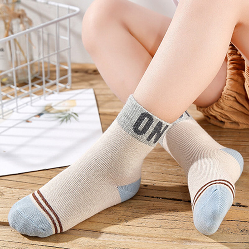 0-9 Year Autumn and Winter 5pairs/lot Digital Letters Baby Socks  New Comfirtable Kids Children Cotton Student Socks