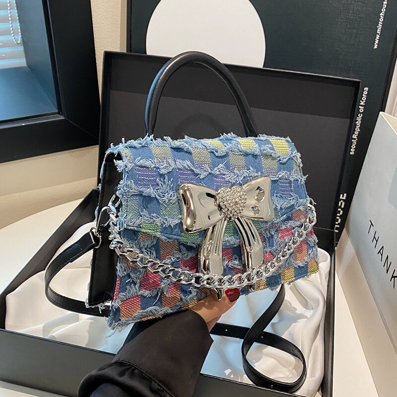 Маленькая сумка-тоут для женщин, дизайнерская джинсовая сумка 2024, трендовая сумка на плечо с цепочкой, женская сумка через плечо с короткими ручками, роскошная синяя сумка