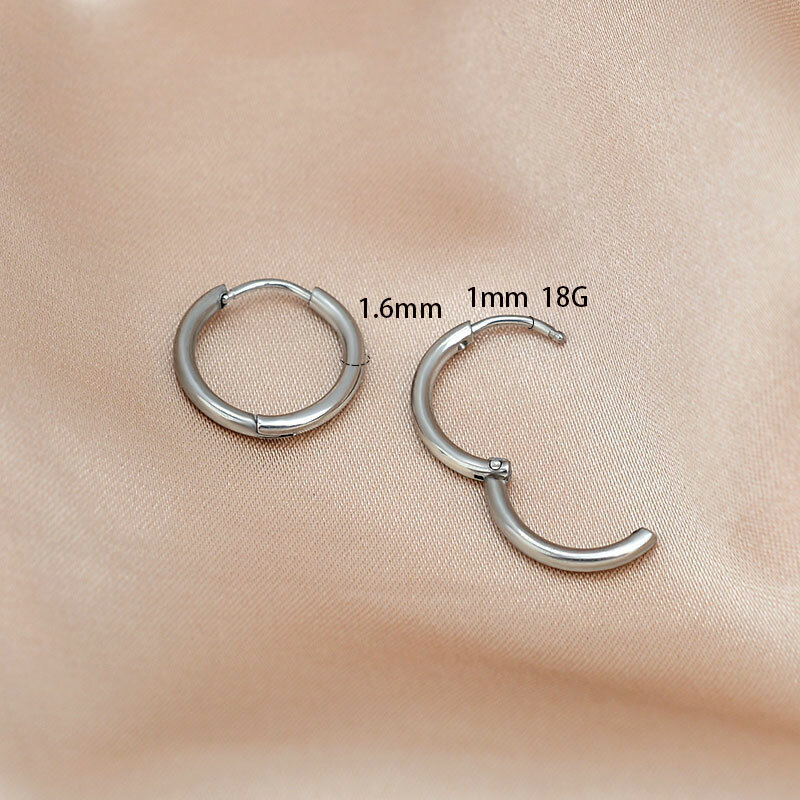 Boucles d'oreilles chirurgicales en acier inoxydable, petits anneaux pour femmes et hommes, Tube de 1.6mm, Huggie, Cartilage, hélice, Lobes, anneaux de nez