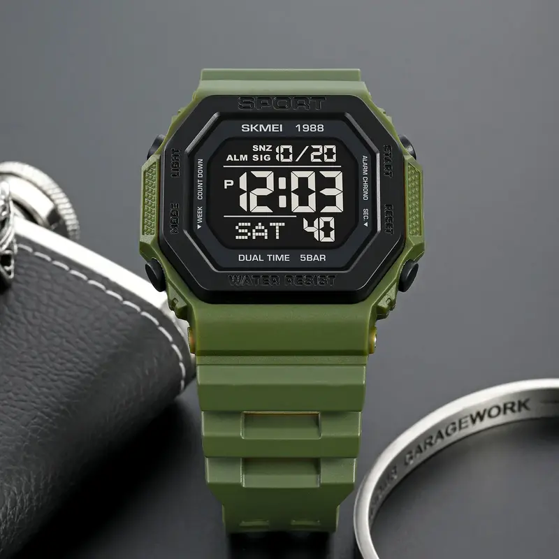 Skmei Mens Military Countdown Chrono Wristwatch 5Bar Waterproof Alarm Clock Reloj Hombre Back Light Digital Sport Watches 1988