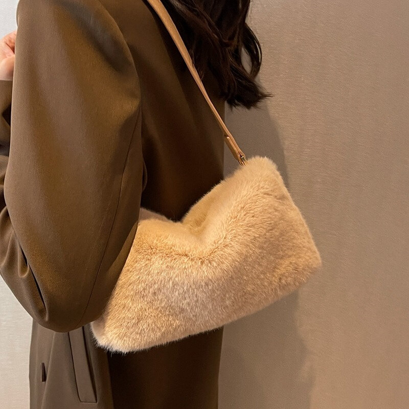 Versione coreana della nuova borsa a tracolla in peluche borsa a tracolla in pelliccia sintetica moda donna borsa a tracolla in peluche di alta qualità di lusso
