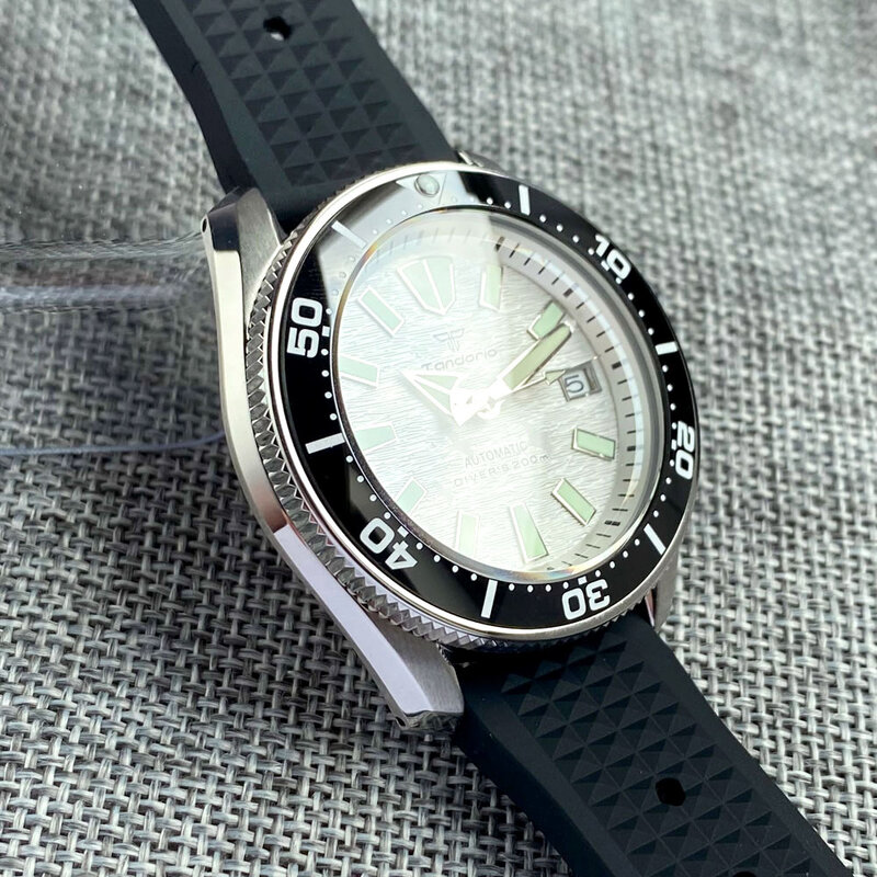 Diver Tandorio Brand 3.8 Steel Mechanical Watch Men NH35 Movt Waterproof Wristwatch Black Waffle Band Orange/White Dial 42.5mm