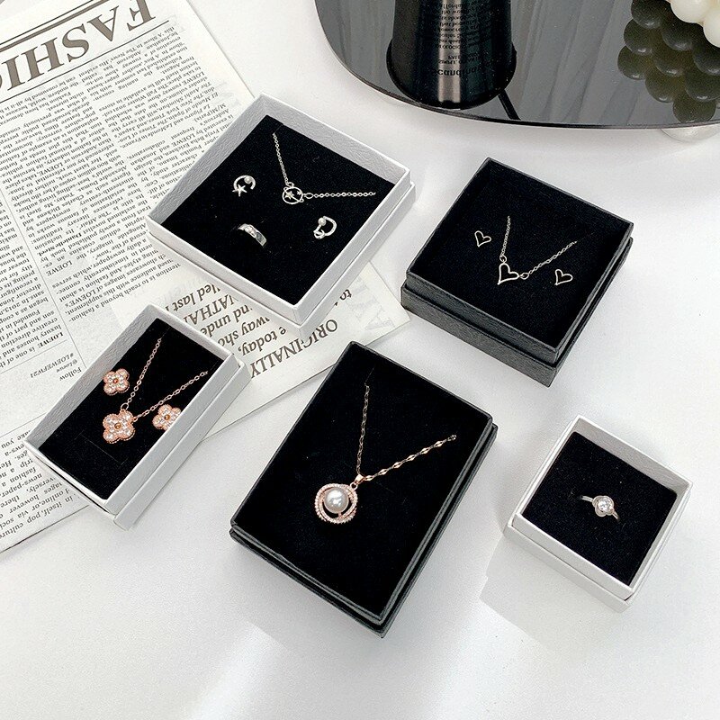Kotak kemasan perhiasan kertas Kraft gelang, kalung cincin anting-anting pengatur hadiah pernikahan wadah kotak penyimpanan perhiasan sederhana