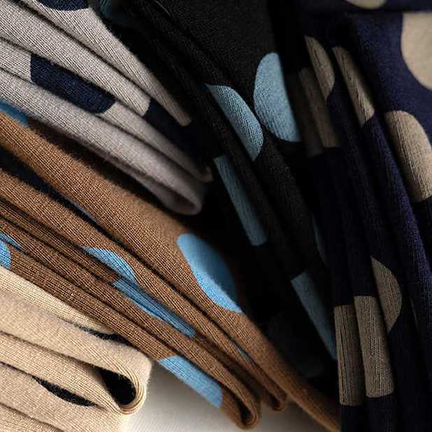 Camisa de manga comprida estilo ponto confortável para mulheres, blusa solta versátil, flip over de algodão, nova, primavera e verão, 2024