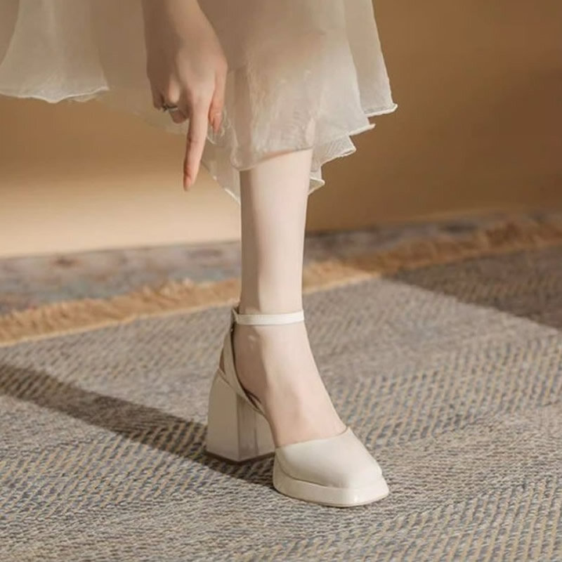 Beige sandal hak tinggi wanita, Kasut panggung tali pergelangan kaki hak tebal kaki persegi modis untuk pesta
