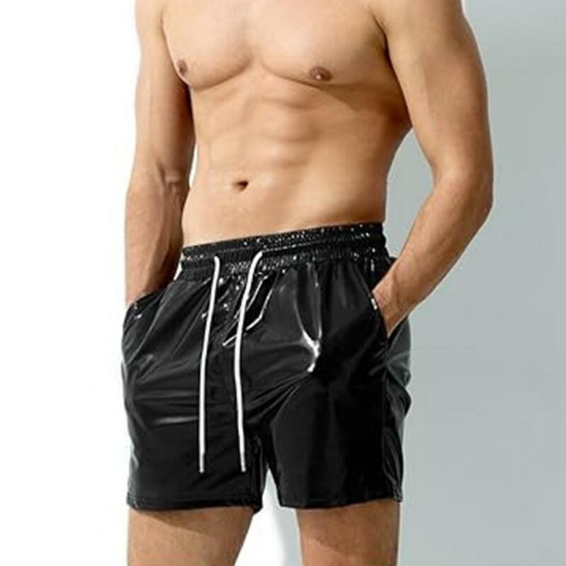 Shorts de superfície lustrosa masculino com cordão ajustável, shorts de praia perna larga, elástico na cintura, verão