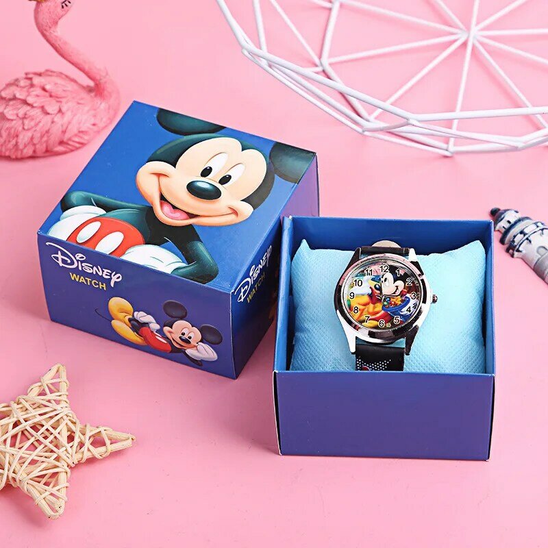 Reloj de estilo aleatorio para niños, pulsera de cuarzo con caja de Disney, Mickey, figura de anime, Minnie, Spiderman, regalo de cumpleaños