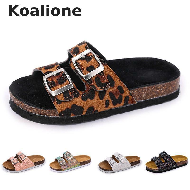 Lato buty na plażę kapcie dziecięce dla dziewczynek korkowe sandały błyszczące cekiny dla rodziców i buty dziecięce Leopard boso kapcie wysokiej jakości