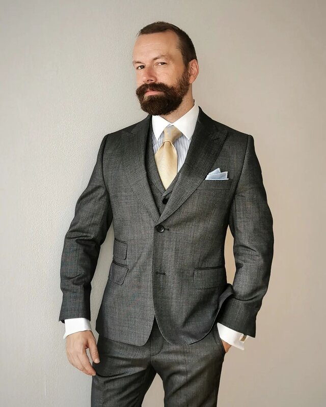 Handsome Wedding Suits For Men Single Breasted Groom Wear Slim Fit Peak Lapel Tuxedos Evening Party 3 Pcs Jacket Pants Vest