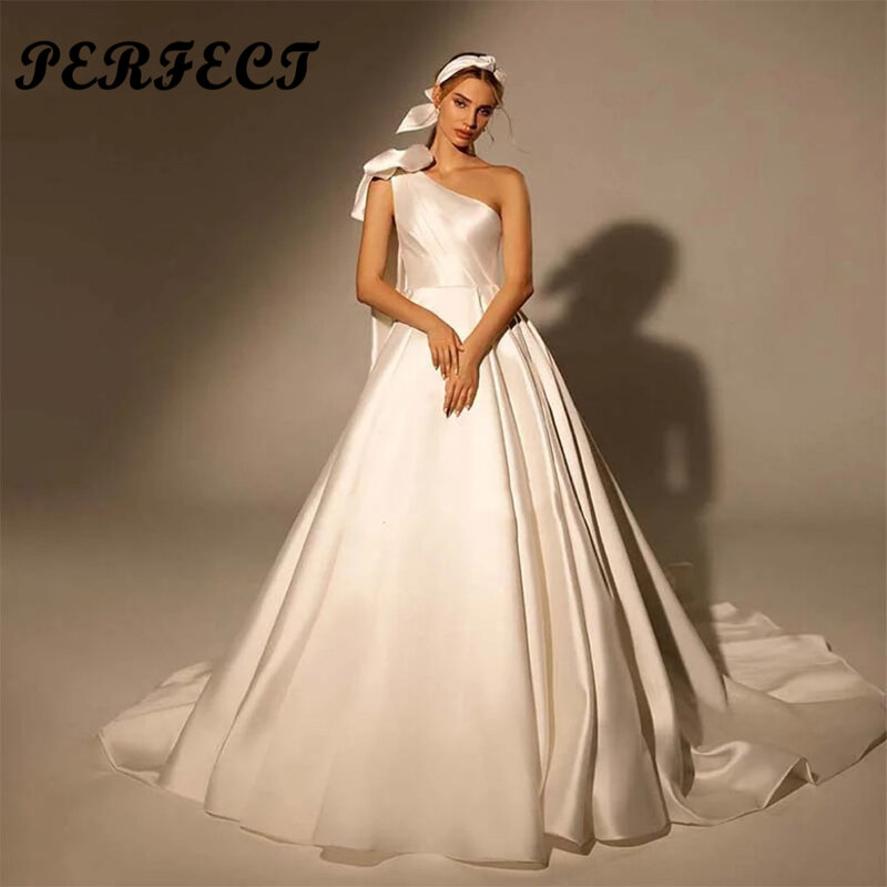 PERFEITO-Graciosa Strapless A-Line cetim vestidos de casamento, um ombro, sem mangas, até o chão, vestidos nupciais