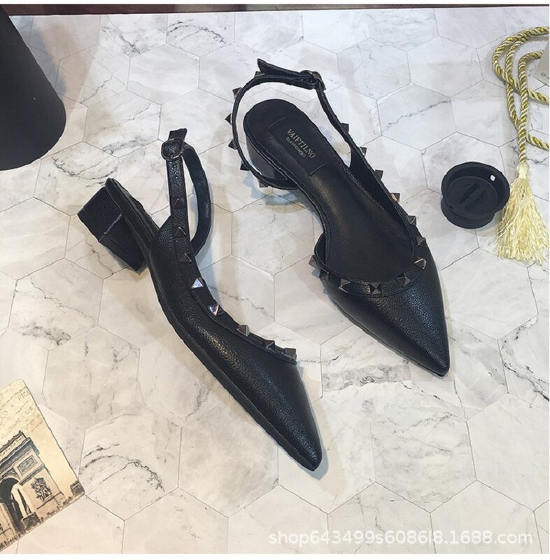 Scarpe con tacco alto da donna di nuova marca di moda scarpe con rivetti in pelle décolleté Casual comode scarpe da ufficio con tacchi alti da festa Sexy