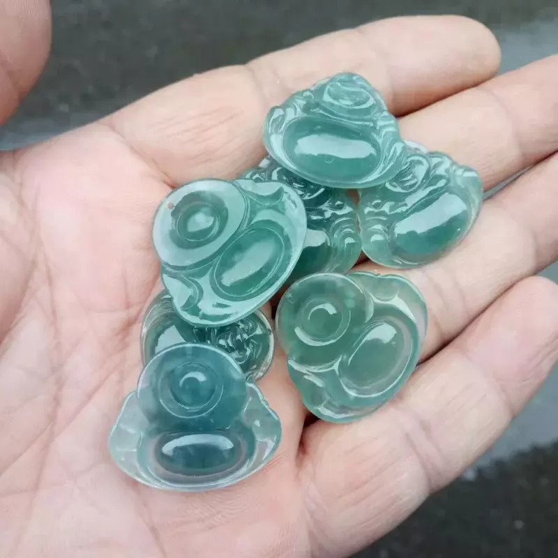 Myanmar Feitsui Buddhle Skulptur männliche Waren Eis transparent Öl grün Jade Anhänger