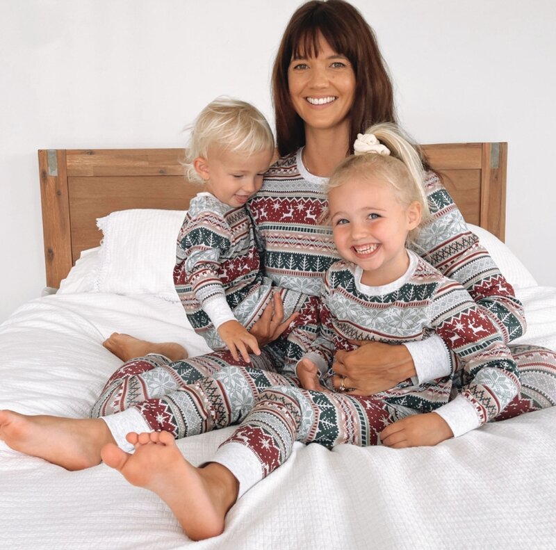 2023 Set piyama serasi keluarga natal anak-anak dewasa Natal pakaian tidur ibu dan anak perempuan ayah anak laki-laki pakaian tidur keluarga bayi