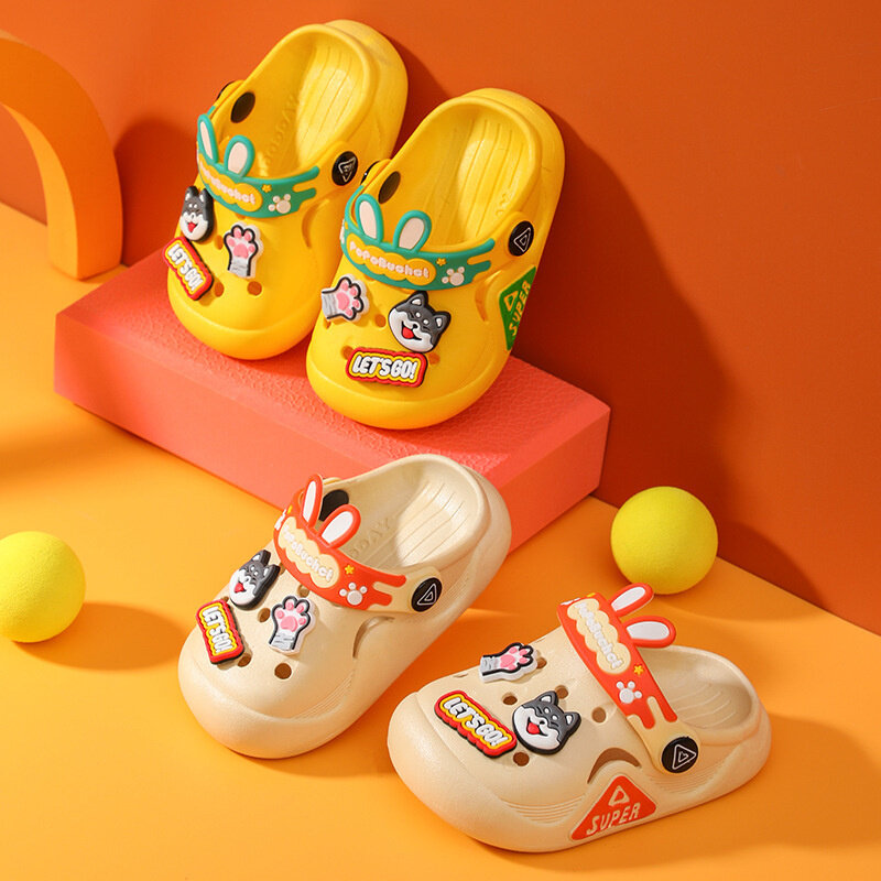 Sandal anak-anak musim panas sol lembut baru sepatu taman dalam dan luar ruangan Anti selip sepatu anak-anak sandal bayi anak laki-laki perempuan kartun