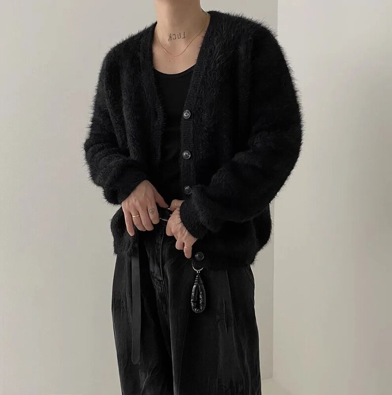 Sweater pria mode baru, kardigan Mink bulu leher V mantel rajutan Singele musim gugur Korea longgar mantel 9C2391