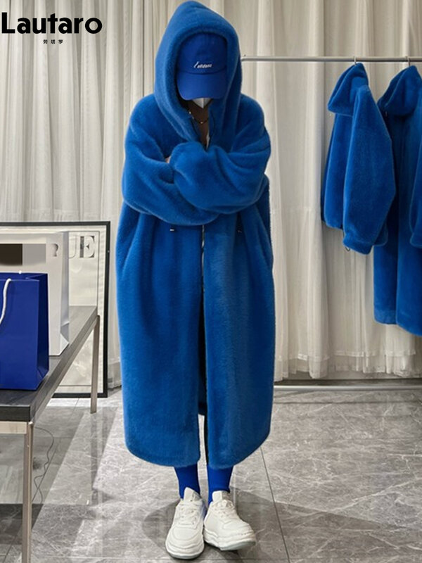 Lautaro inverno longo oversized quente grosso azul branco fofo casaco de pele do falso feminino com capuz 2022 solto casual estilo coreano moda