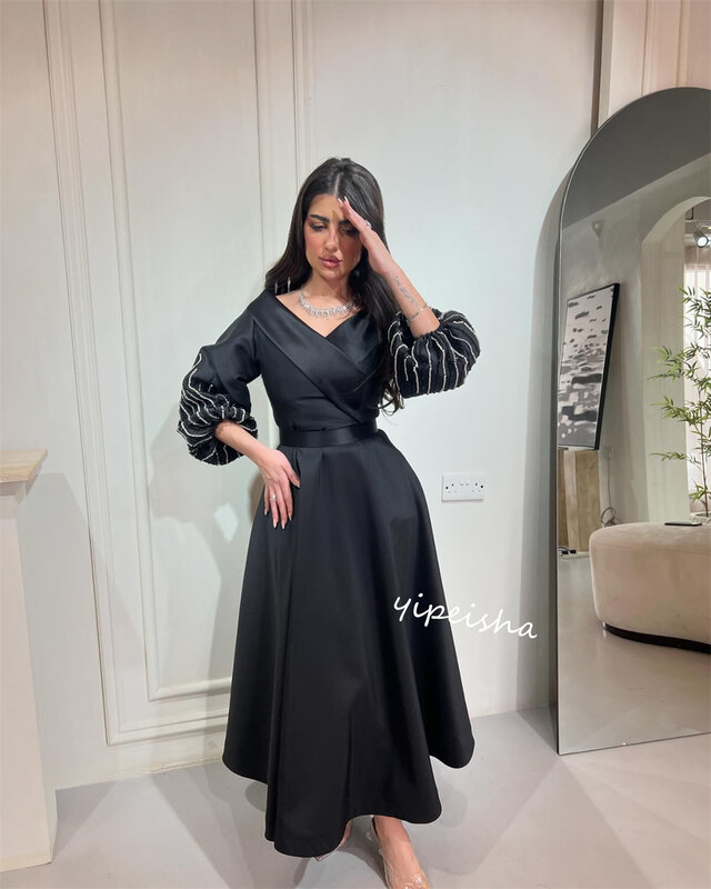 Gaun Prom malam Satin terbungkus manik-manik selebriti A-line V-neck Bespoke gaun acara gaun Midi Gaun Arab Saudi