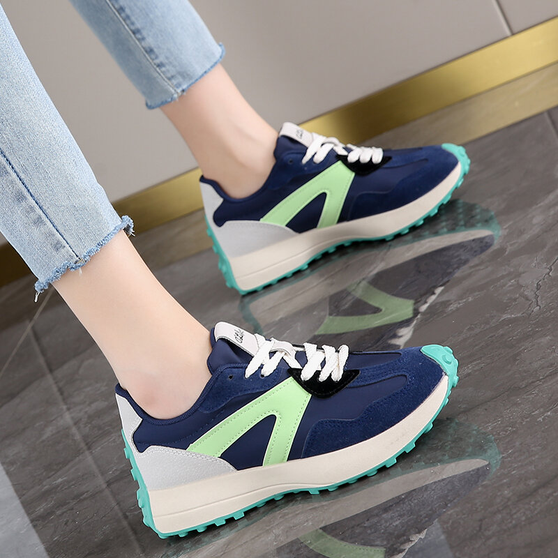 Hot Sale Golf Shoes for Women Designer Sport Shoes Female Anti Slip Golf Training Ladies Breathable Golf Sneakers Woman