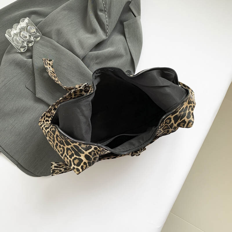 Designer Underarm Shopper Bag For Women French Style Armpit Crossbody Handbag Tote Large Female Vintage Leopard Shoulder Bag