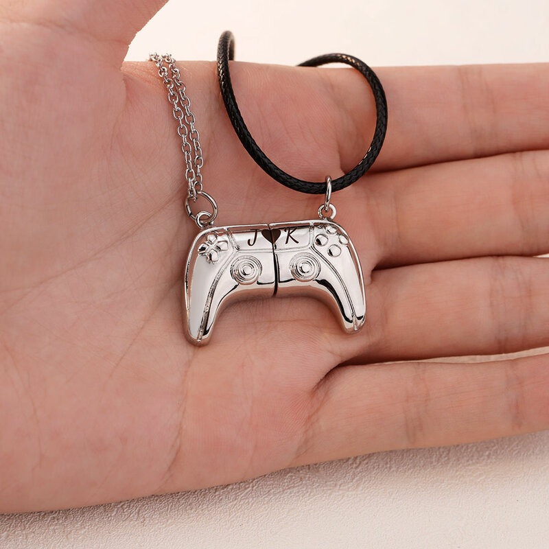 1pair Magnetic Gamepad Pendant Necklace Custimized Initials Couple Necklace for Lovers Valentine Gifts