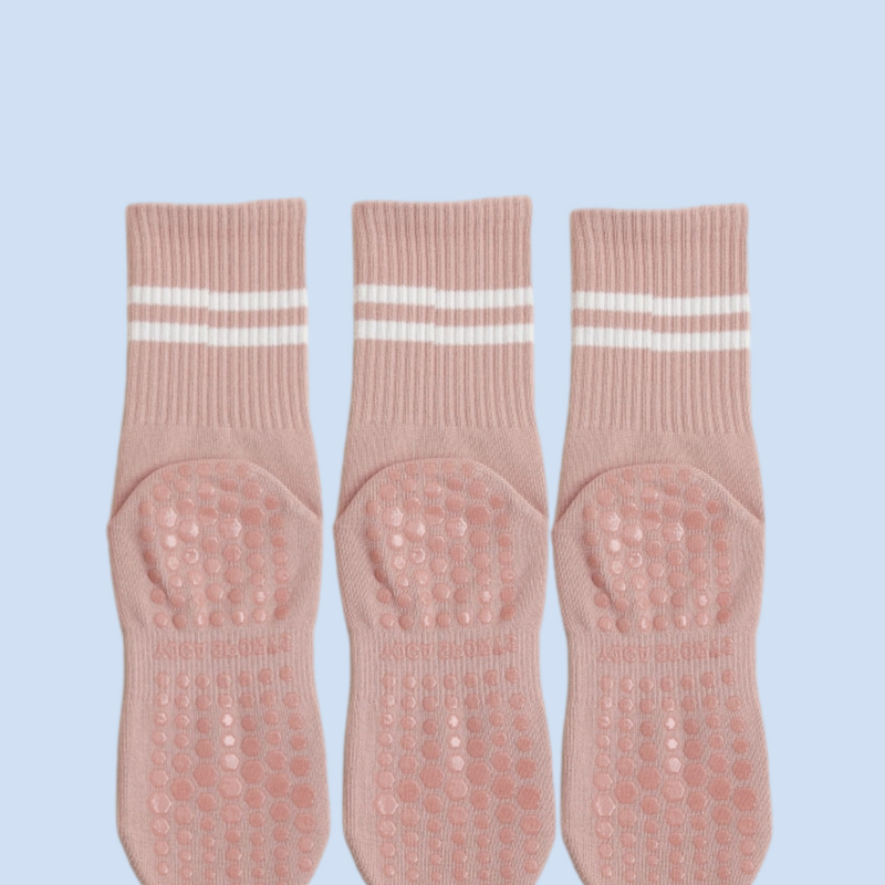 Anti-Slip Silicone Sports Socks para mulheres e meninas, comprimento médio, Yoga Socks, puro algodão, Indoor, Fitness, Pilates, branco, preto, 3 pares