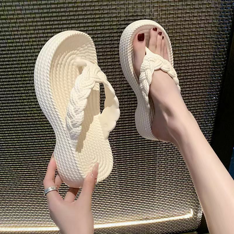 New Women's Summer Flip-Flop Wedges Slippers Thick Sole Non Slip Outdoor Beach Slippers Free Shipping Fashion Elevator Slippers