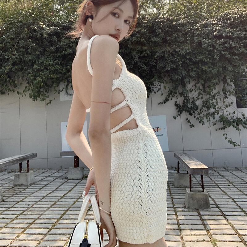 Женское трикотажное мини-платье с открытой спиной в Корейском стиле