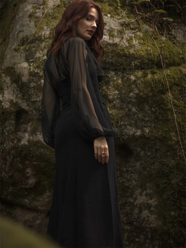 클래식 딥 브이넥 A 라인 무도회 드레스, 2024 심플 얇은 명주 그물 이브닝 드레스, 매력적인 긴 소매 바닥 길이 가운