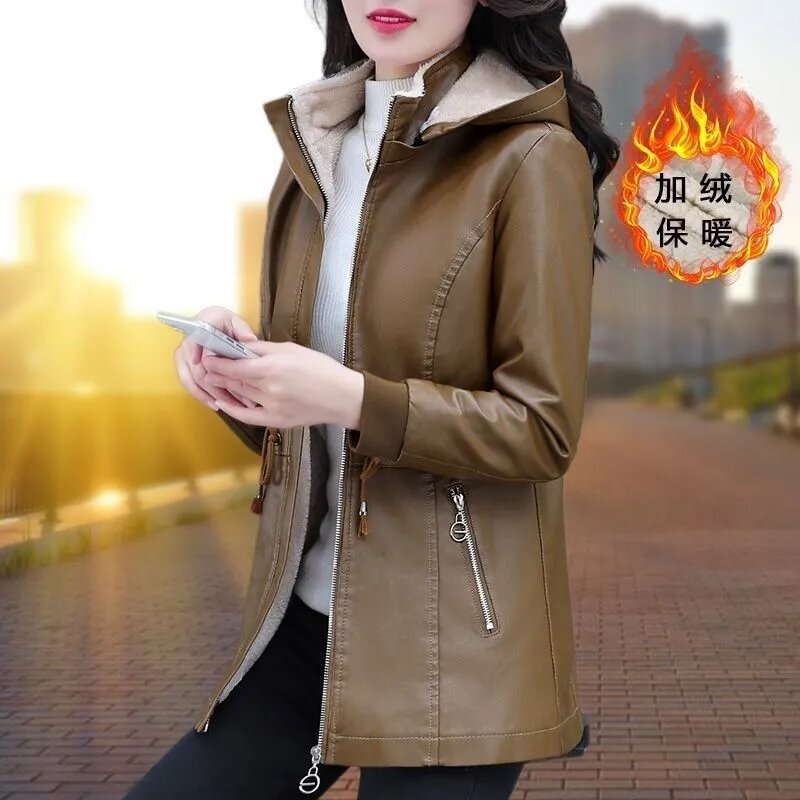 Jaket kulit bertudung wanita, mantel pendek tebal hangat ritsleting musim gugur dan dingin 2024