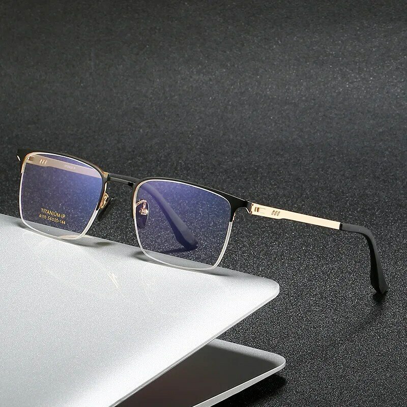 Half Frame Heren Niet-Schroef Niet-Magnetische Titanium Met Bijziendheid Bril Optie Ultralicht