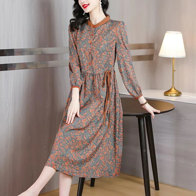 2023 Spring Long Sleeve Silk Printed Large Size Dress for Women's Bohemian O-Neck Loose Waist Slim Over Knee Long Dress Robe