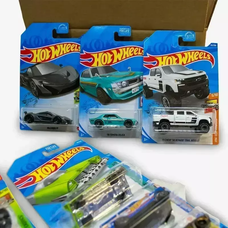 Hot Wheels-Diecast carro brinquedos para meninos, Nissan, Benze, Audi, 1:64, Voiture Batmobile, Mazda, Ford, meninos, modelo presente de aniversário, original