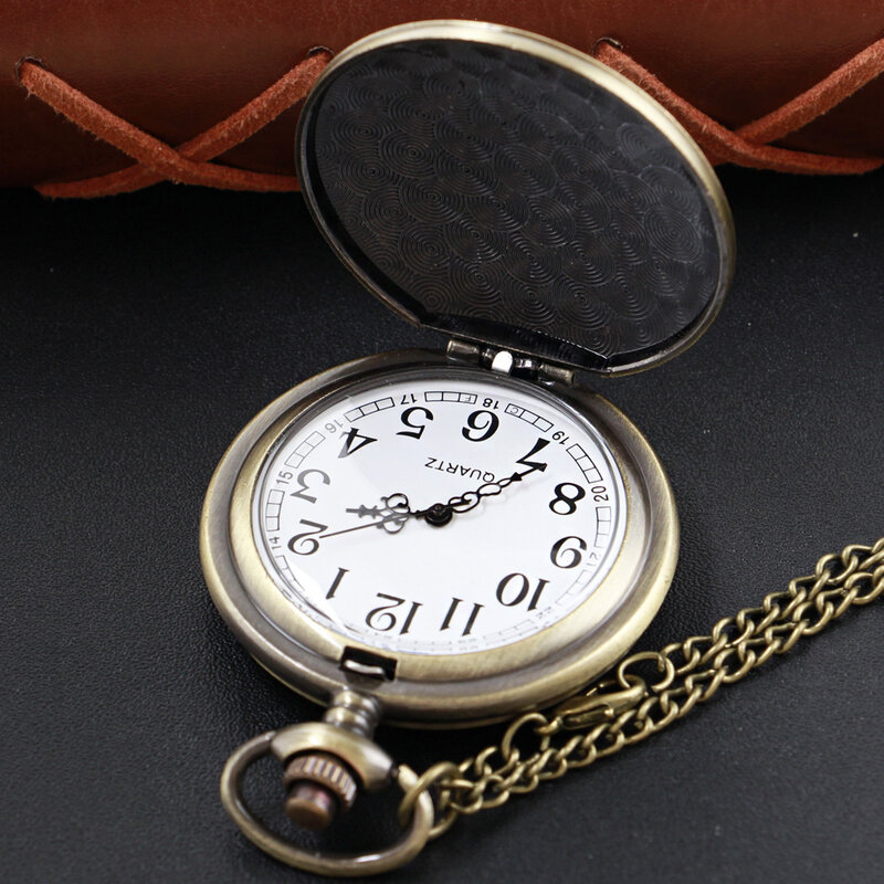 Jam tangan saku Quartz dokter batu permata misterius perunggu hadiah liontin kalung nostalgia modis untuk pria dan wanita