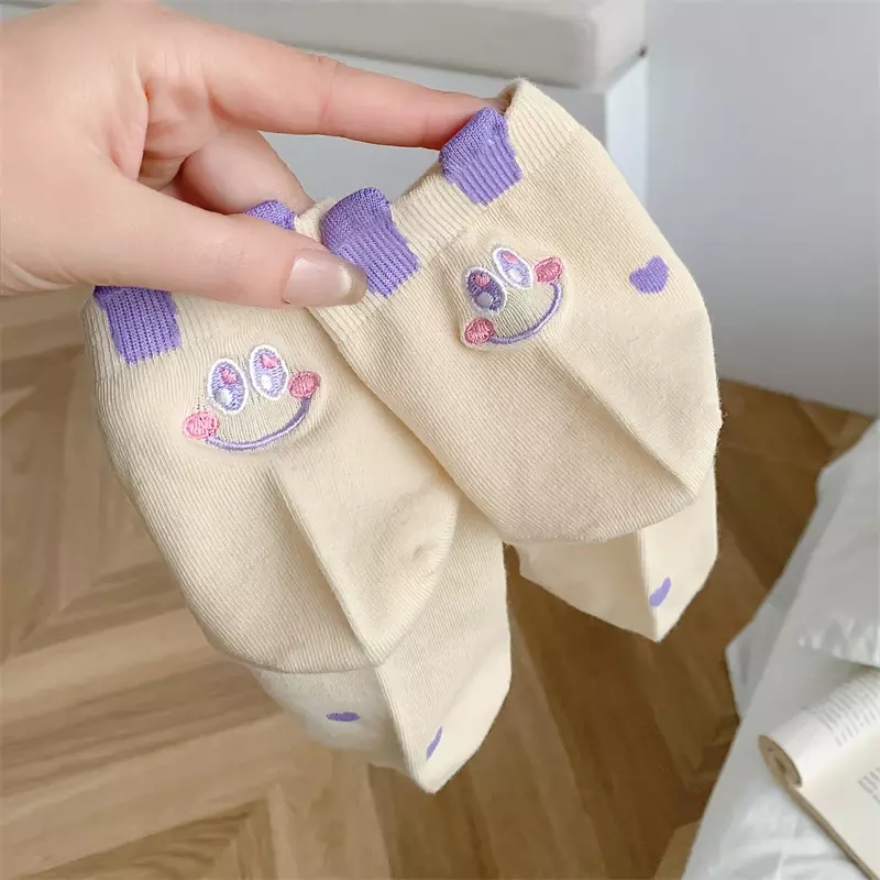 5 Pairs Per Lot Women Socks Cute Fashion Embroidery Socks For Women Breathable Cotton Kawaii Funny Cartoon Socks Short Novelty