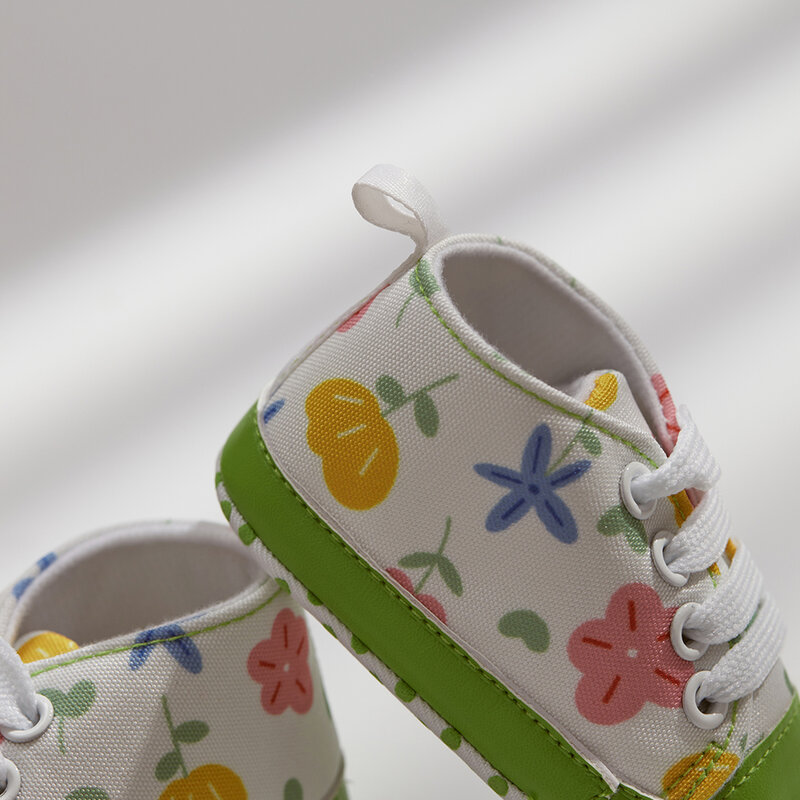 VISgogo-zapatos de lona para bebé, zapatillas planas informales con estampado de leopardo, flores, planetas, pan de jengibre, antideslizantes para caminar