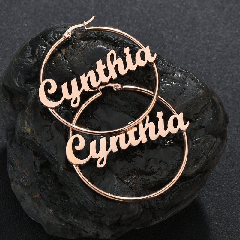 女性のためのパーソナライズされた名前のイヤリング,ステンレス鋼のイヤリング,流行の心,円,ジュエリーギフト,50mm