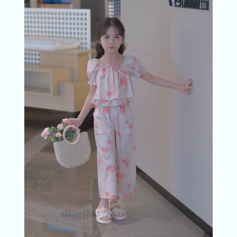 Conjunto de ropa de 2 piezas para niña, ropa de verano coreana con estampado de tulipanes, Tops de manga de burbuja y pantalones, 2024
