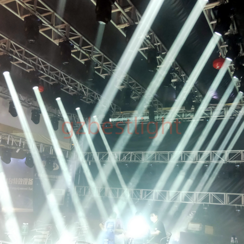 Foco de haz de luz LED con cabezal móvil, foco de luz de escenario con prisma Gobo de 5 caras, 8 colores, 150W, 4 unidades por lote, estuche de vuelo, nuevo, gran oferta, fiesta de DJ