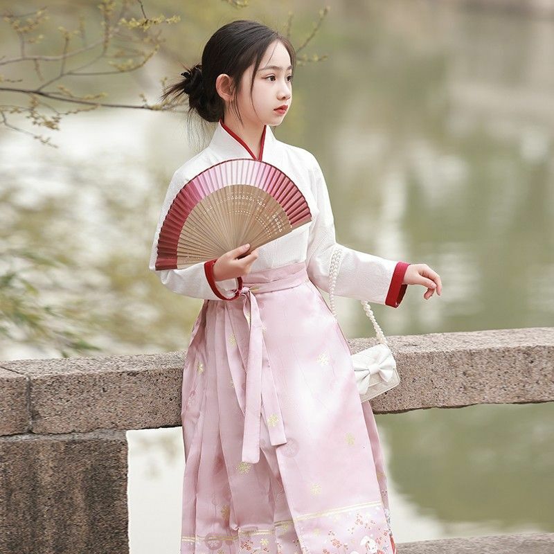 Nowa spódnica końska w stylu chińskim dla dziewczynek 2023 letni starożytny garnitur cienki, na jesień dzieci Hanfu sukienka tang cosplay