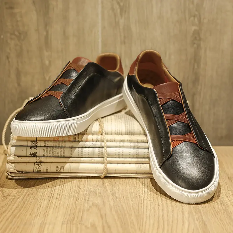 Chaussures en cuir décontractées originales pour hommes, chaussures de marche confortables, chaussures plates populaires, marque de luxe, 2024