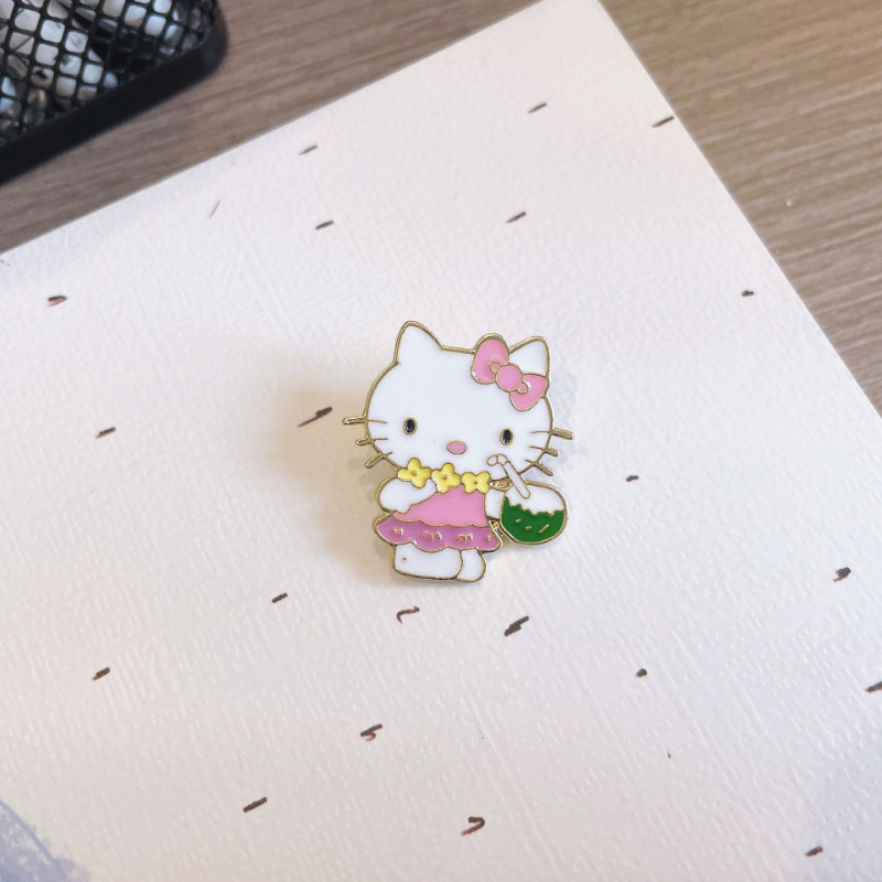 Sanrio akcesoria Hello Kitty cynamon moja melodia Anime przypinki na klapę na plecak broszki kołnierz jeansowa kurtka biżuteria