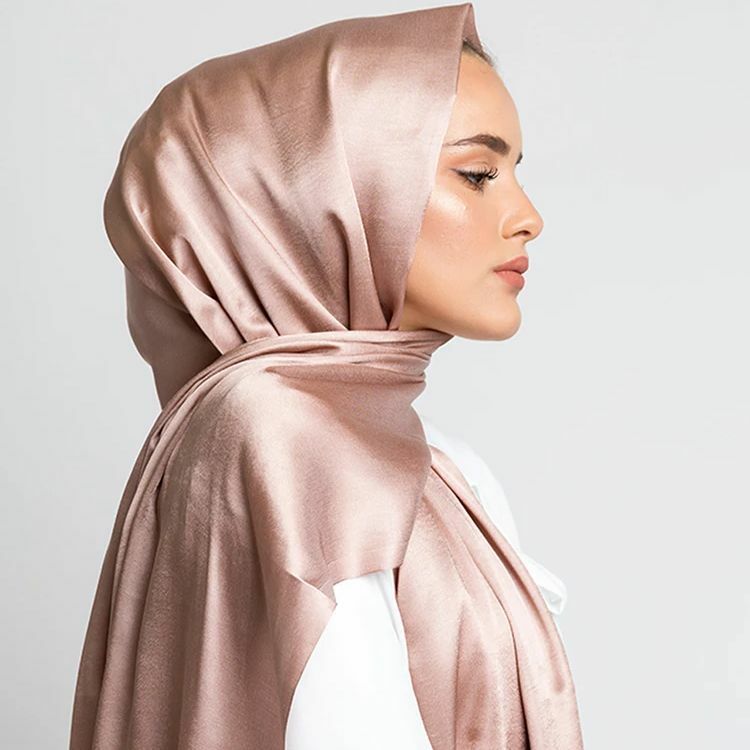 Sciarpa Hijab in raso di seta donne musulmane velo Headwraps scialli Islam Media seta Ramadan foulard moda musulmana abbigliamento islamico