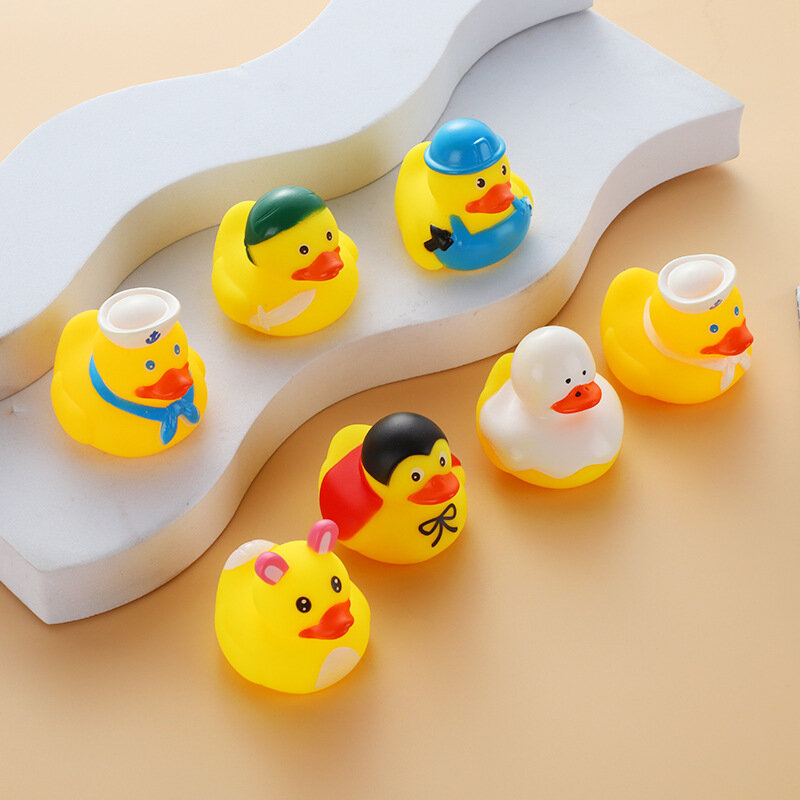 Giocattoli da bagno per bambini Cute Little Yellow Duck con suono di compressione giocattoli da bagno per anatra galleggiante in gomma morbida anatra giocattolo per l'acqua regalo per i bambini
