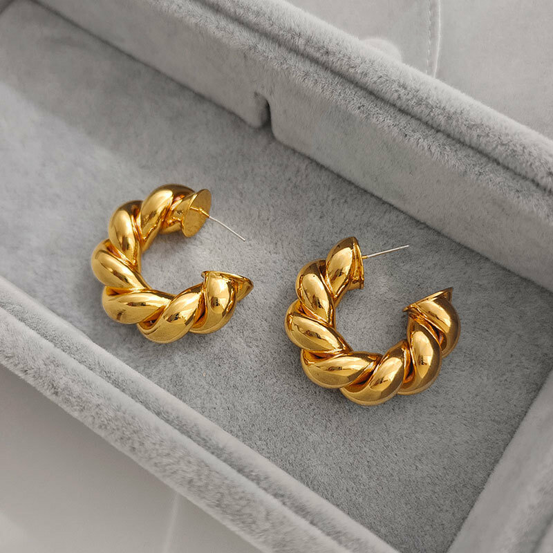 Perhiasan modis elegan anting-anting Hoop logam temperamen untuk wanita hadiah aksesoris telinga Populer