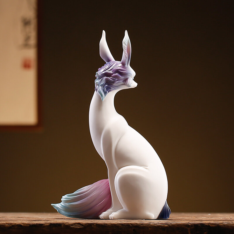Biała porcelanowa dziewięcioogoniasty lis lis kreatywny wyroby ceramiczne zwierzę kolorowe ozdoby lisa