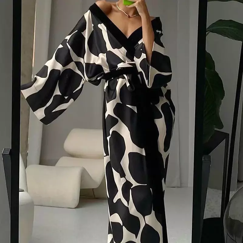 Milk Stripe Cardigan Satin Printing women's Pajamas  soft elegant sleepwear Loose Fashion Comfort night-robe sexy nightwear
